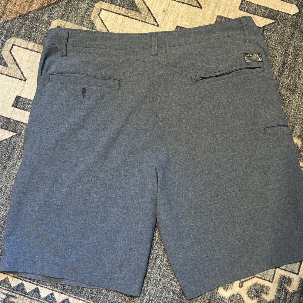 Volcom Hybrid Surf n Turf Shorts - Picture 4 of 5